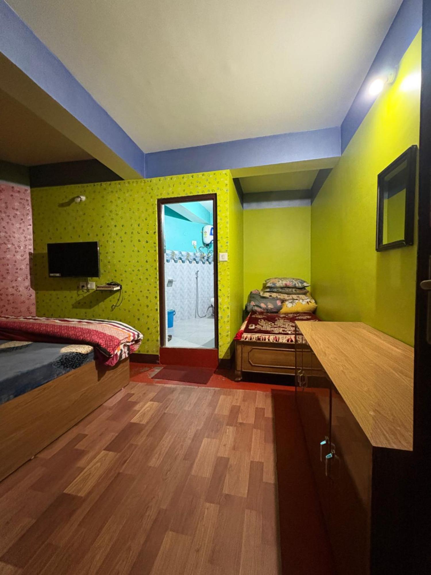 Swarna Kamal Homestay Дарджилинг Экстерьер фото